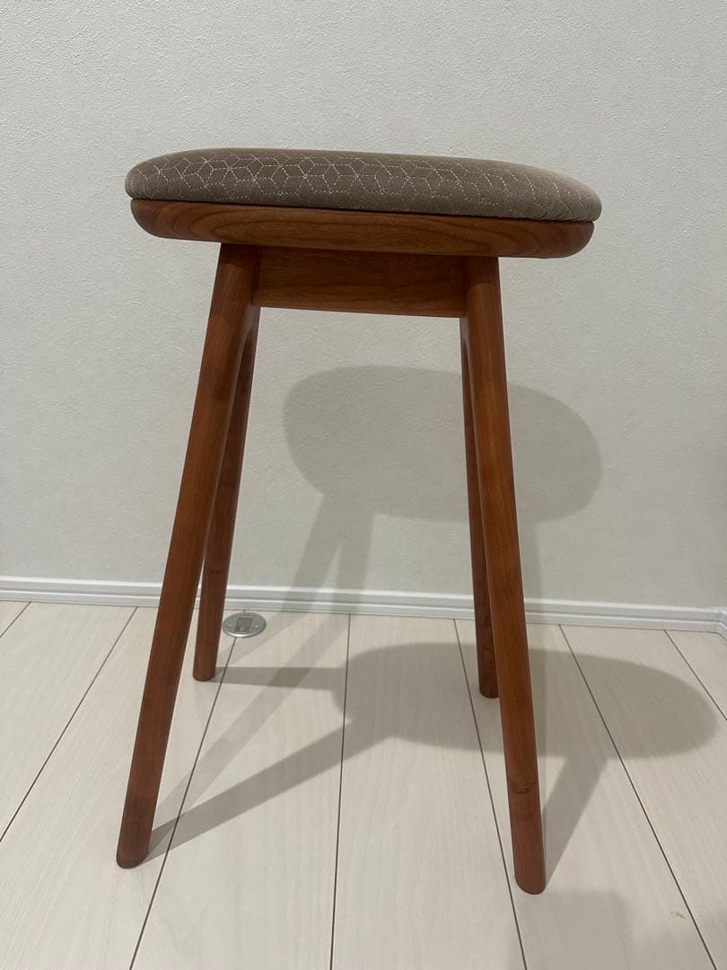 ナガノインテリア　スツール