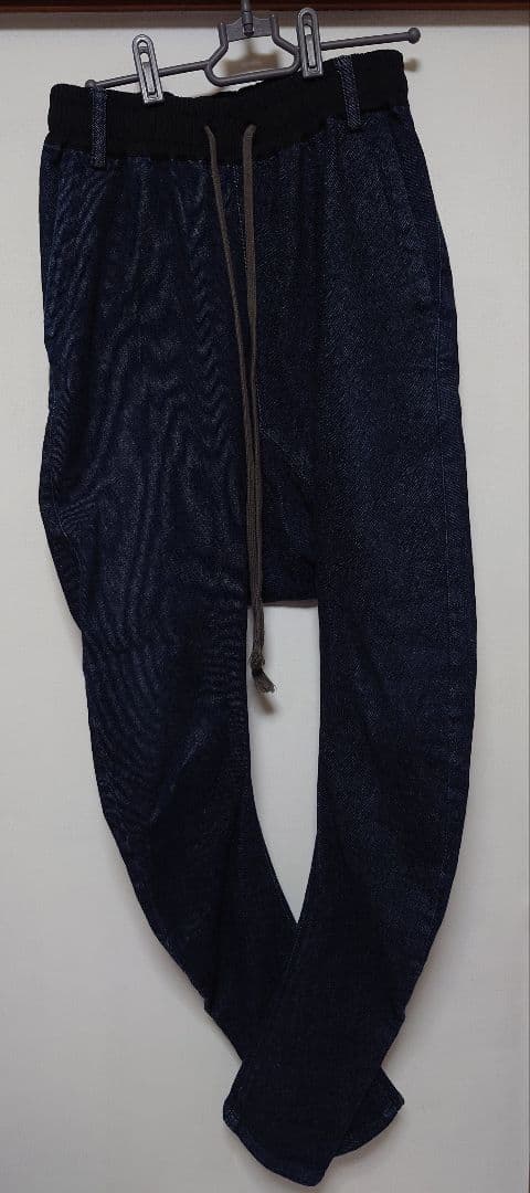 A.F ARTEFACT／ストレッチデニムサルエルスキニー