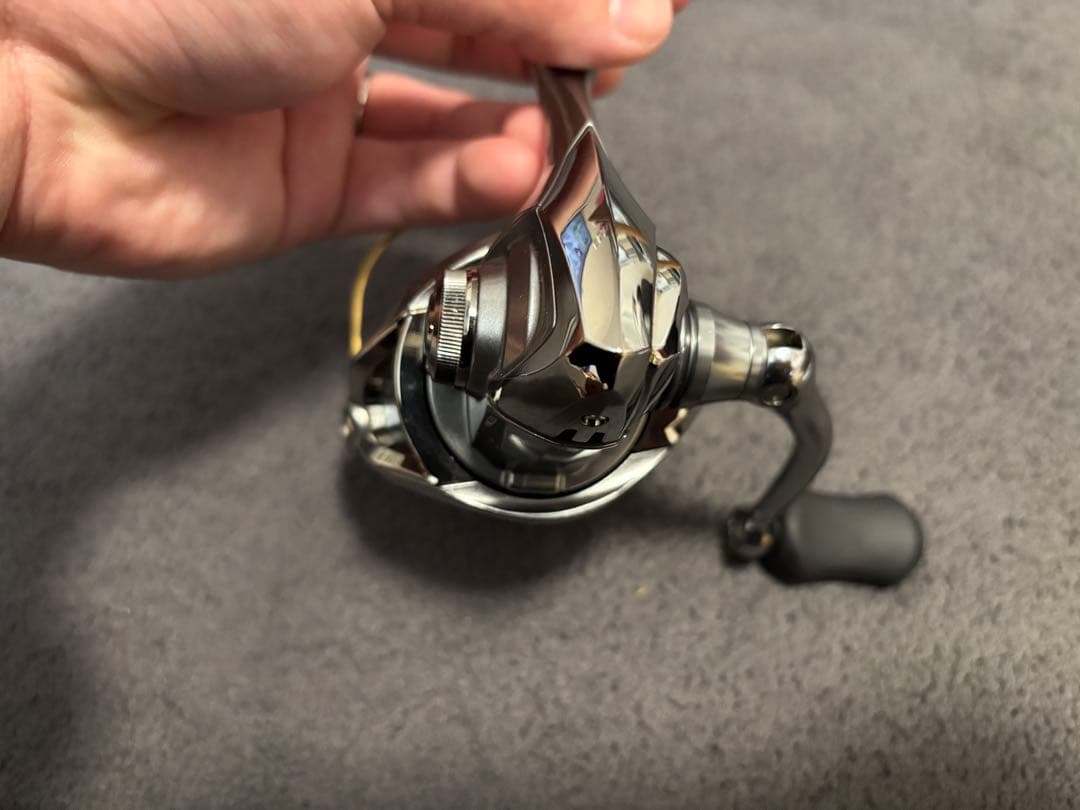 【美品】シマノ　15 ツインパワー　2500HGS