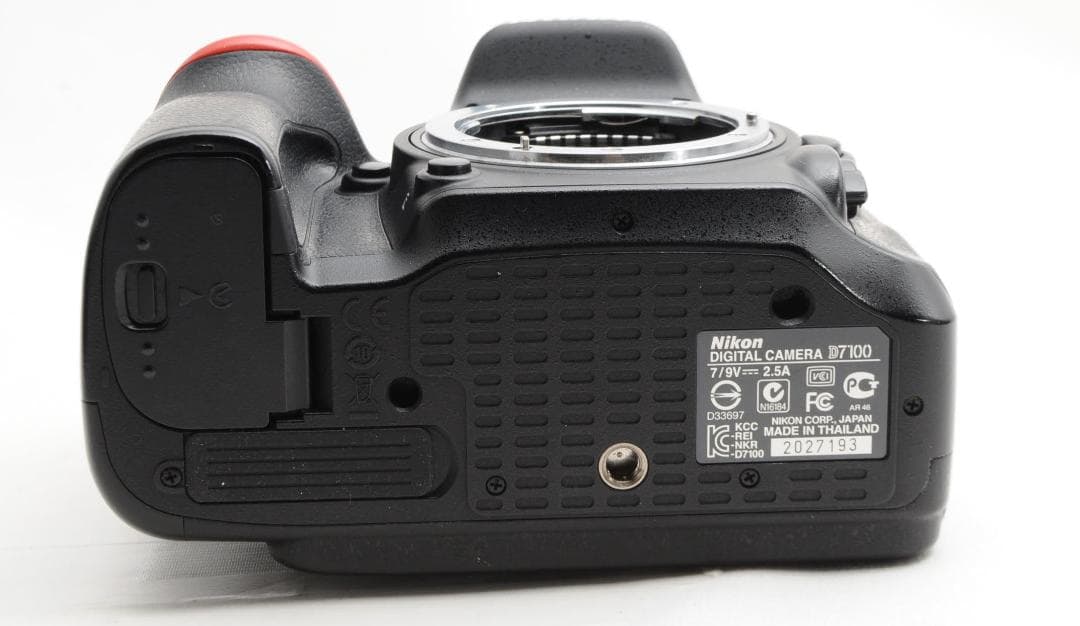 【最大2800円OFF】ニコン D7100✨一眼レフカメラ スマホ転送 美品