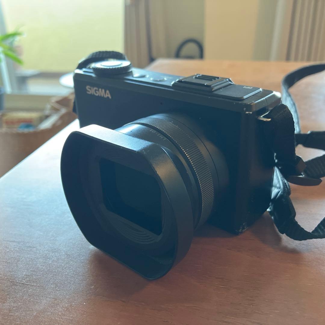 Foveonセンサー最高画質 即戦力付属品完備SIGMA DP1 Merrill