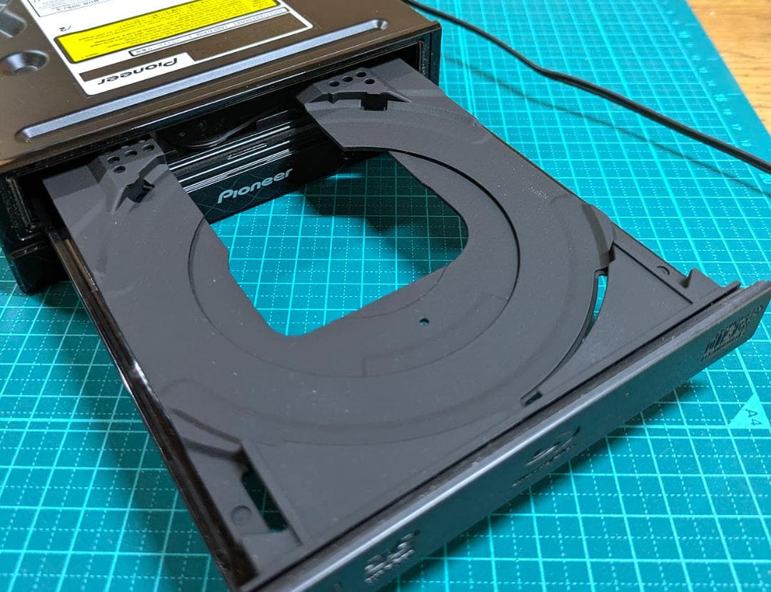 パイオニアBDR-S09J-X 内蔵ブルーレイドライブ 5インチ