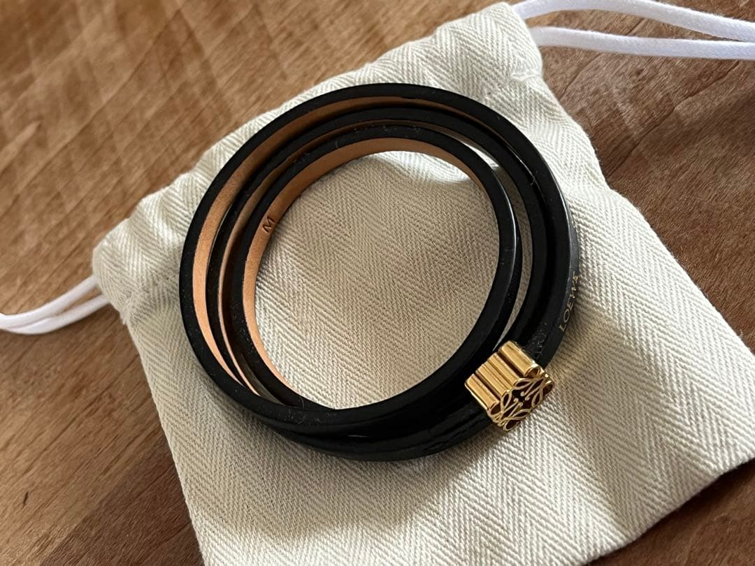 LOEWE ツイストバングル(カーフ) ブラック M