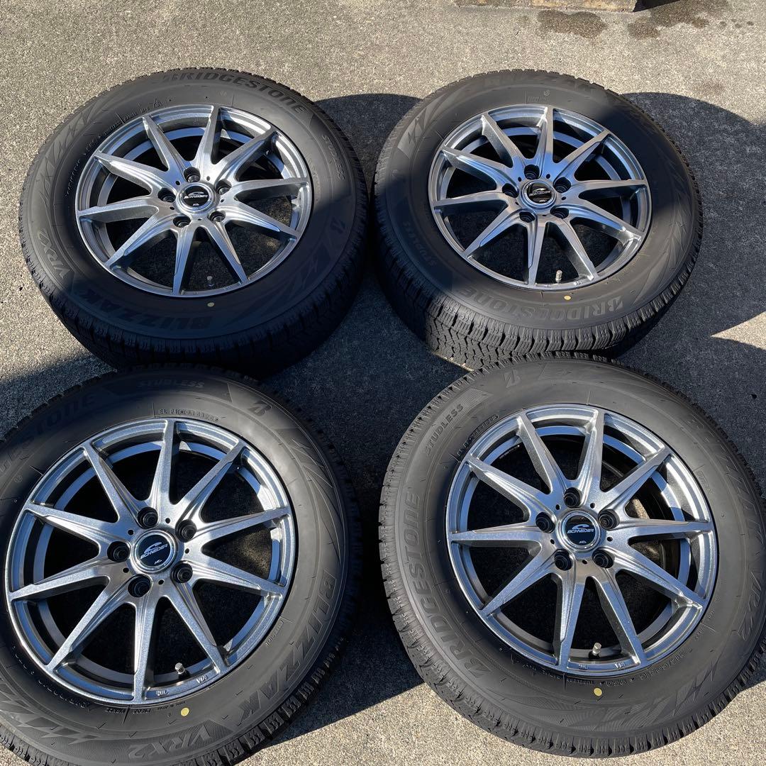 ※注意事項あり　スタッドレスタイヤ215/60R16 ブリヂストン2024年製