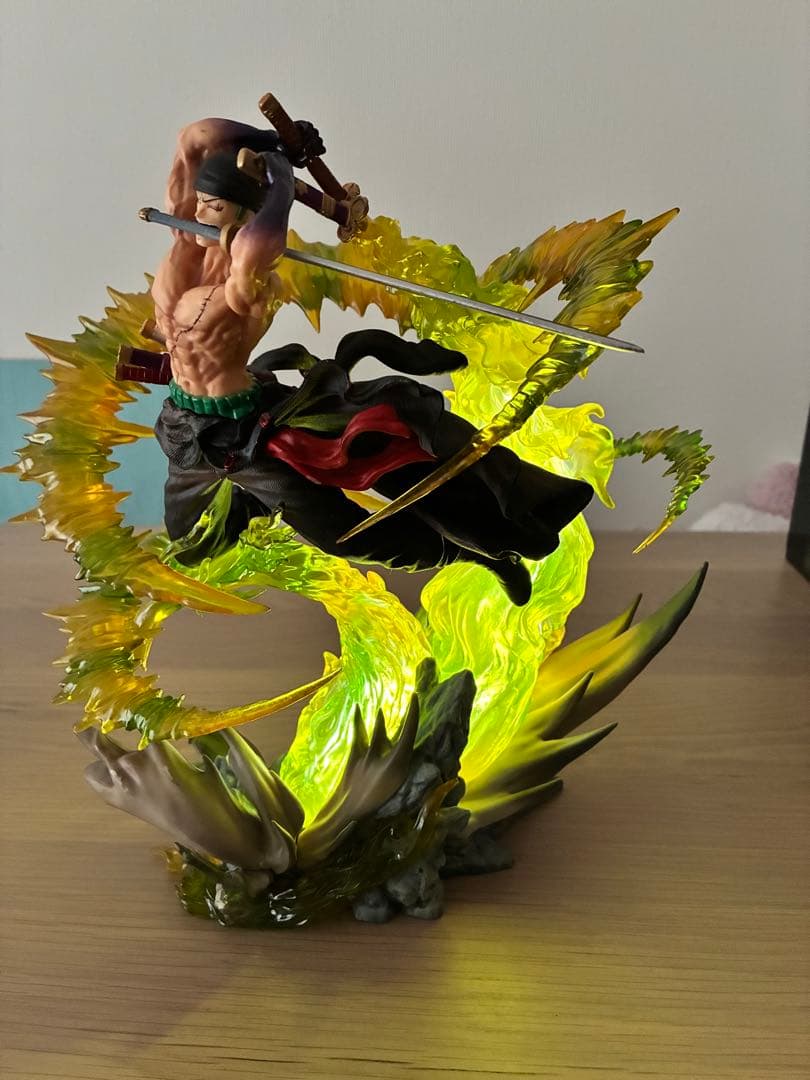 ワンピース/ロロノア・ゾロ/ガレージキット/フィギュア/高さ30センチ