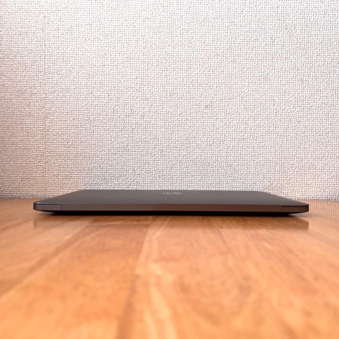 【Apple】MacBook Pro 13inch Corei5 256GB