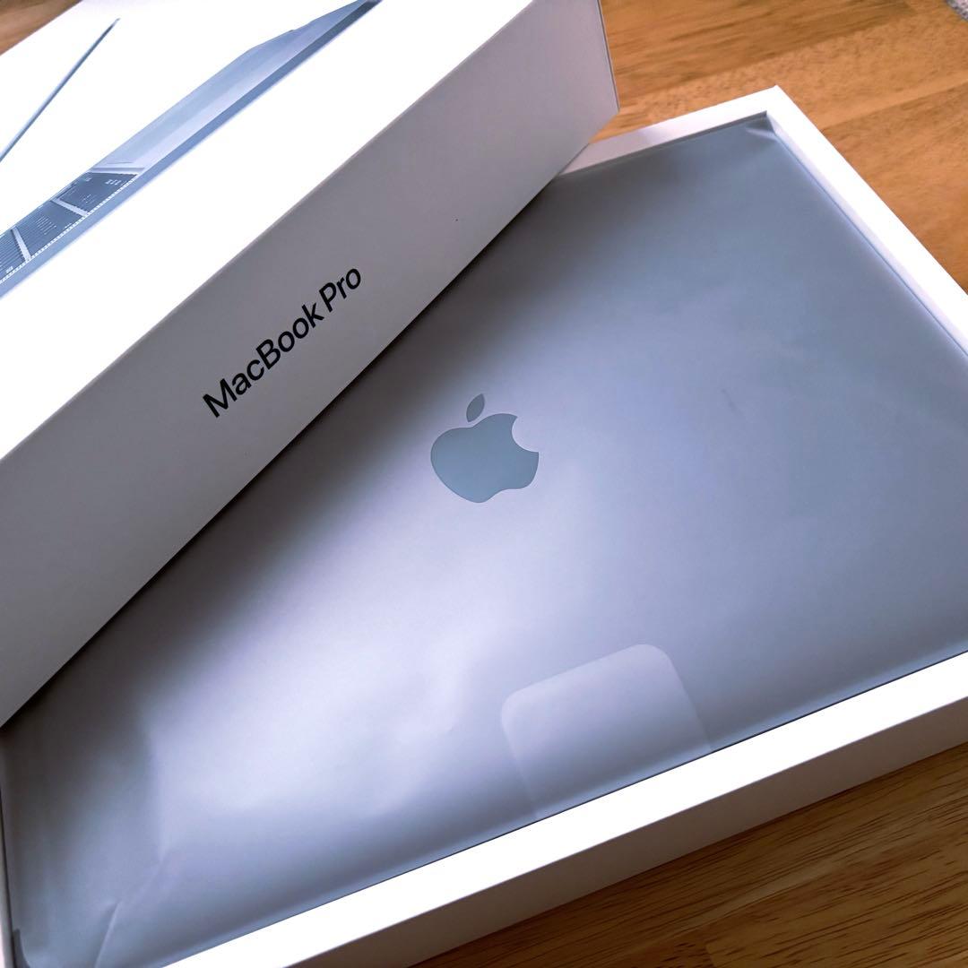 【Apple】MacBook Pro 13inch Corei5 256GB