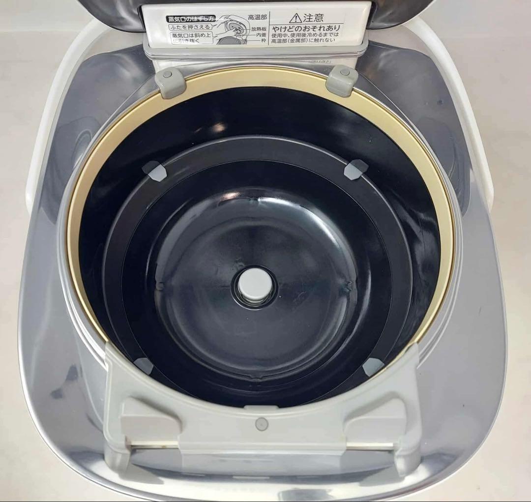 TOSHIBA 真空圧力IHジャー炊飯器 5.5合炊き RC-10VSP