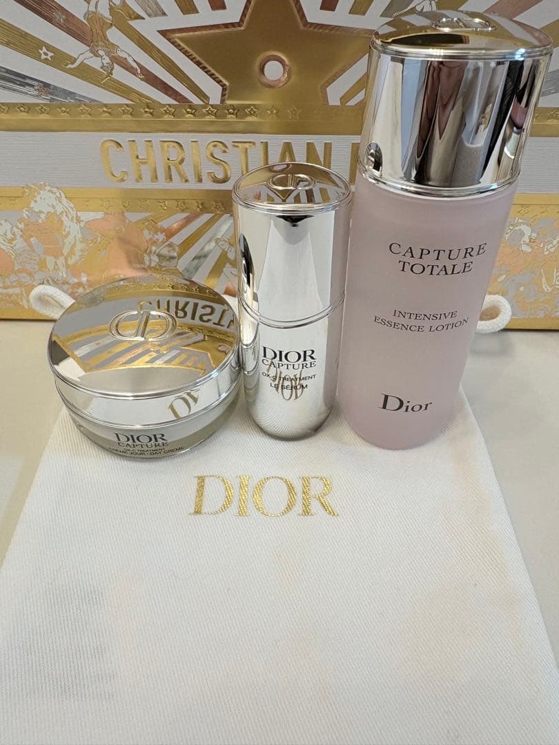 Dior カプチュールトータル ミニチュアセット