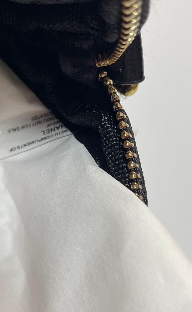 CHANEL シャネル VIPノベルティショルダー　パース付き