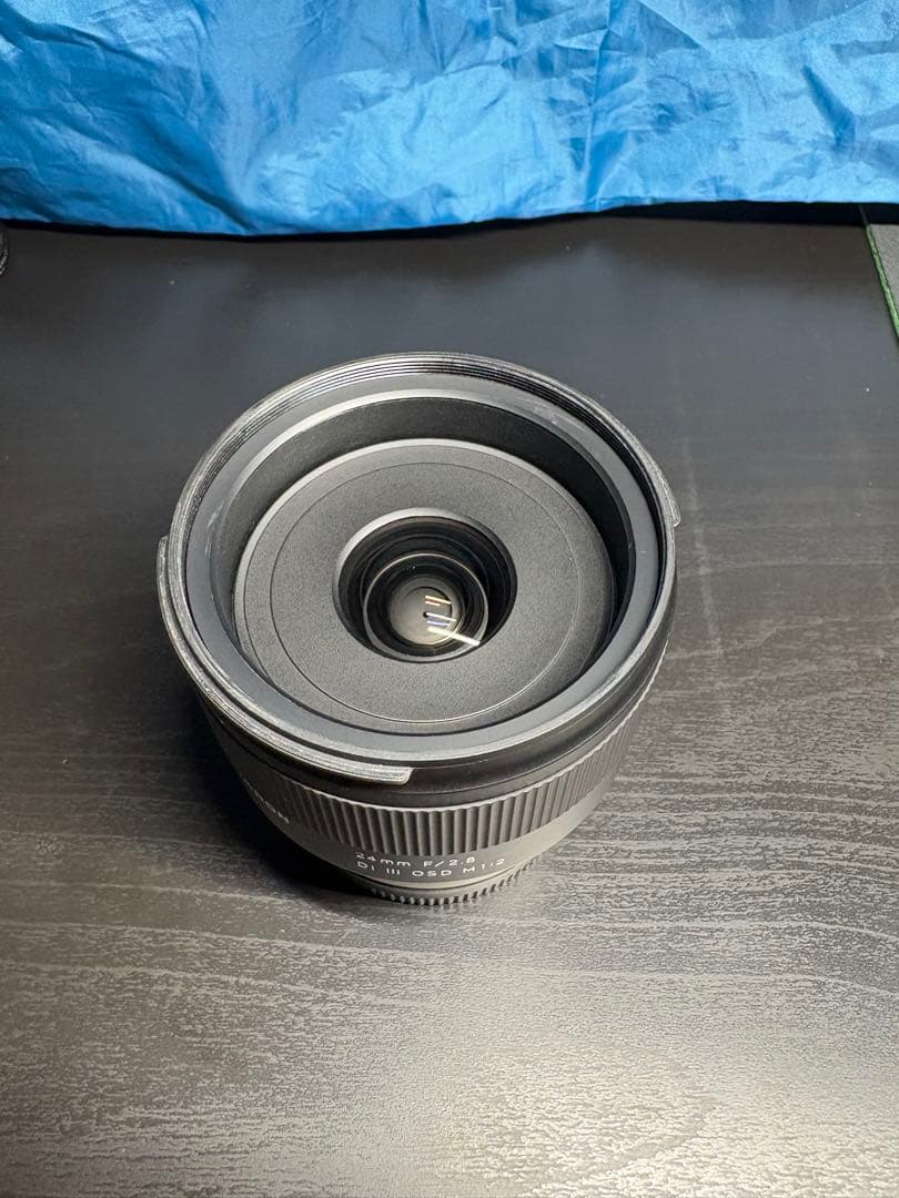 タムロン 24mm F2.8 Di III OSD M1:2 ソニーEマウント