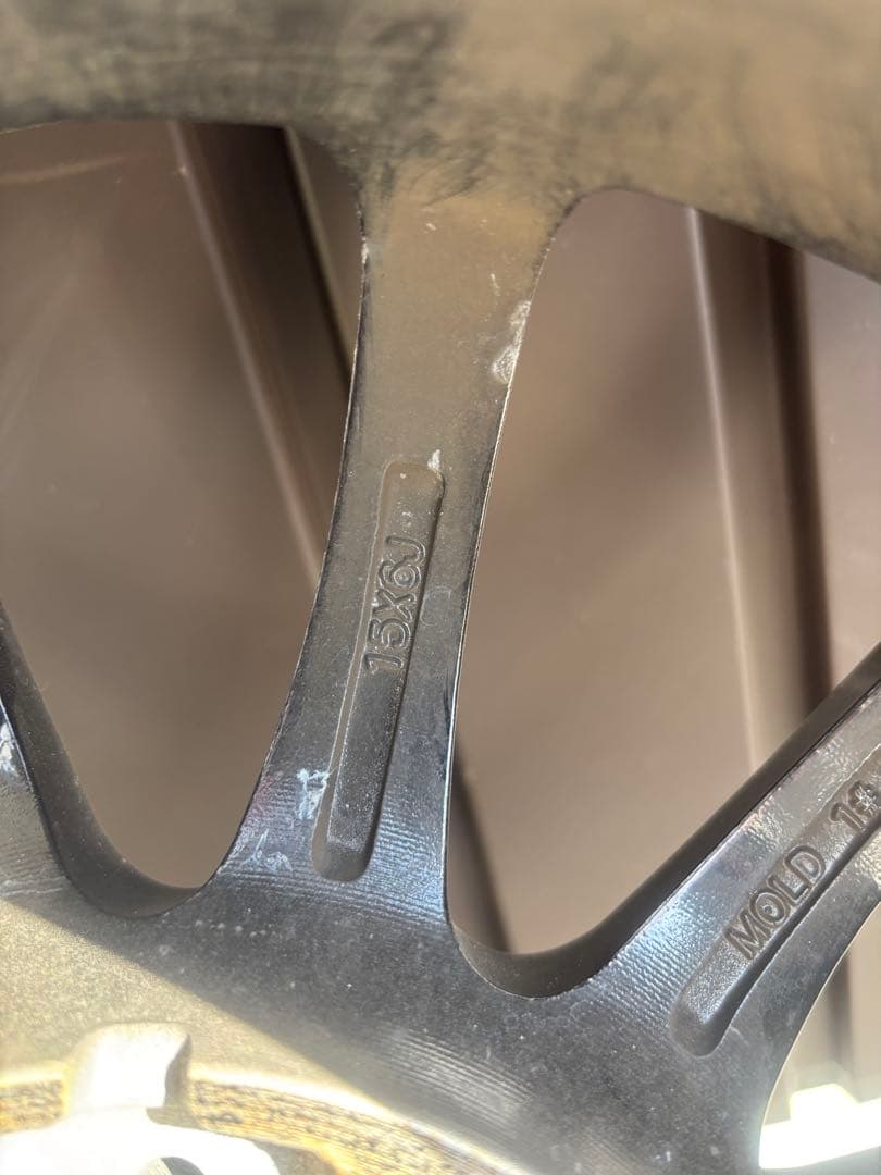 スタッドレスタイヤ・ホイール4本セット195/65R15 ブラックホイール送料込