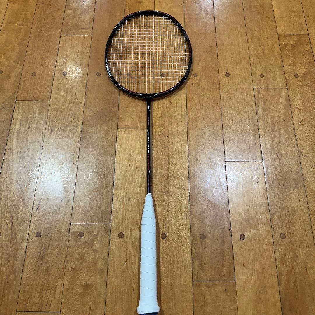 Stripe　バドミントンラケット
