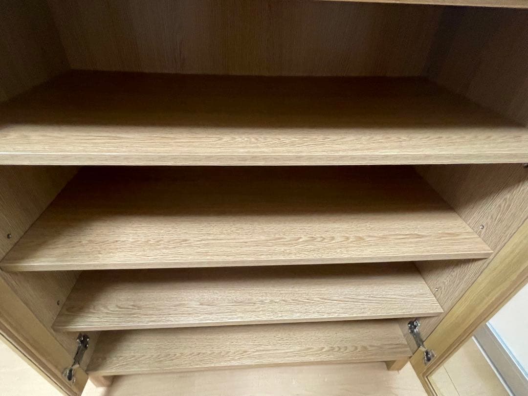 【11/22(土)まで特別値引】無印良品　脚付き木製キャビネットガラス扉