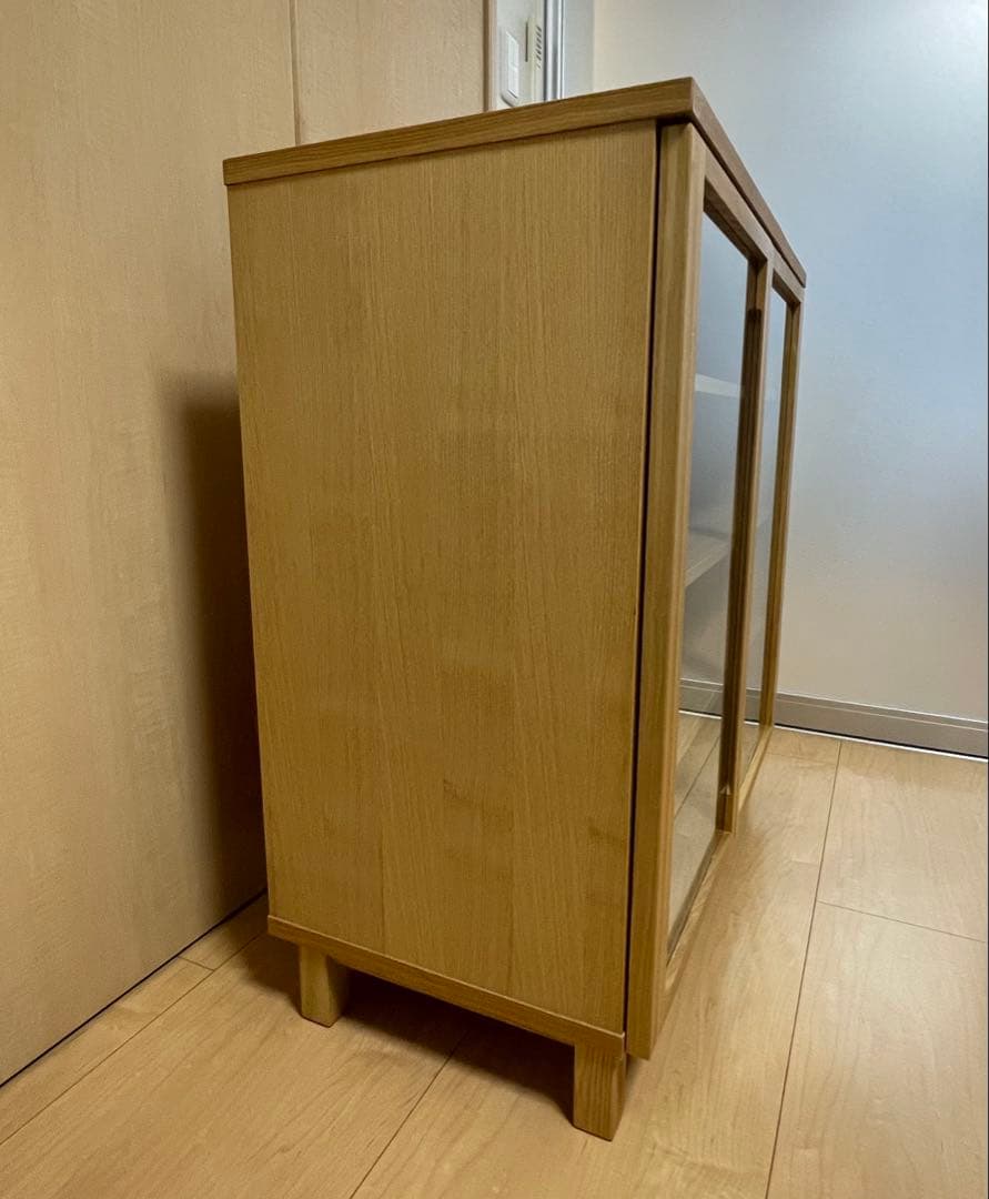 【11/22(土)まで特別値引】無印良品　脚付き木製キャビネットガラス扉