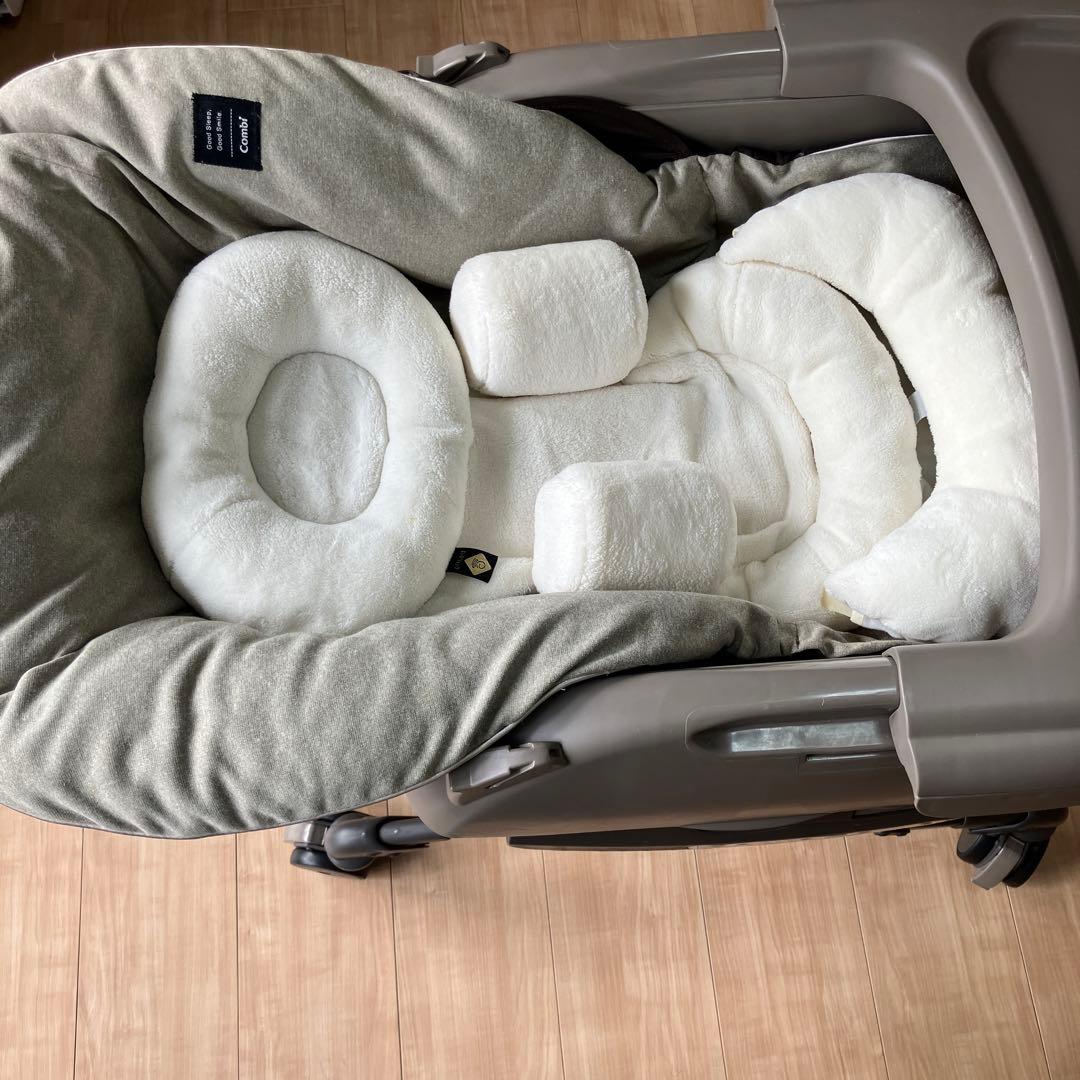 Combi ネムリラ　ハイローチェア　オートスイング