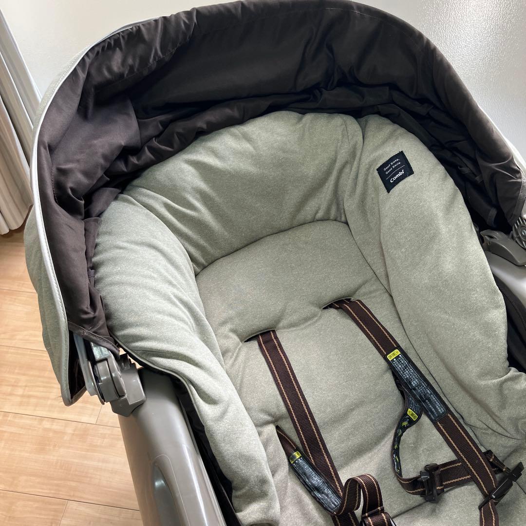 Combi ネムリラ　ハイローチェア　オートスイング