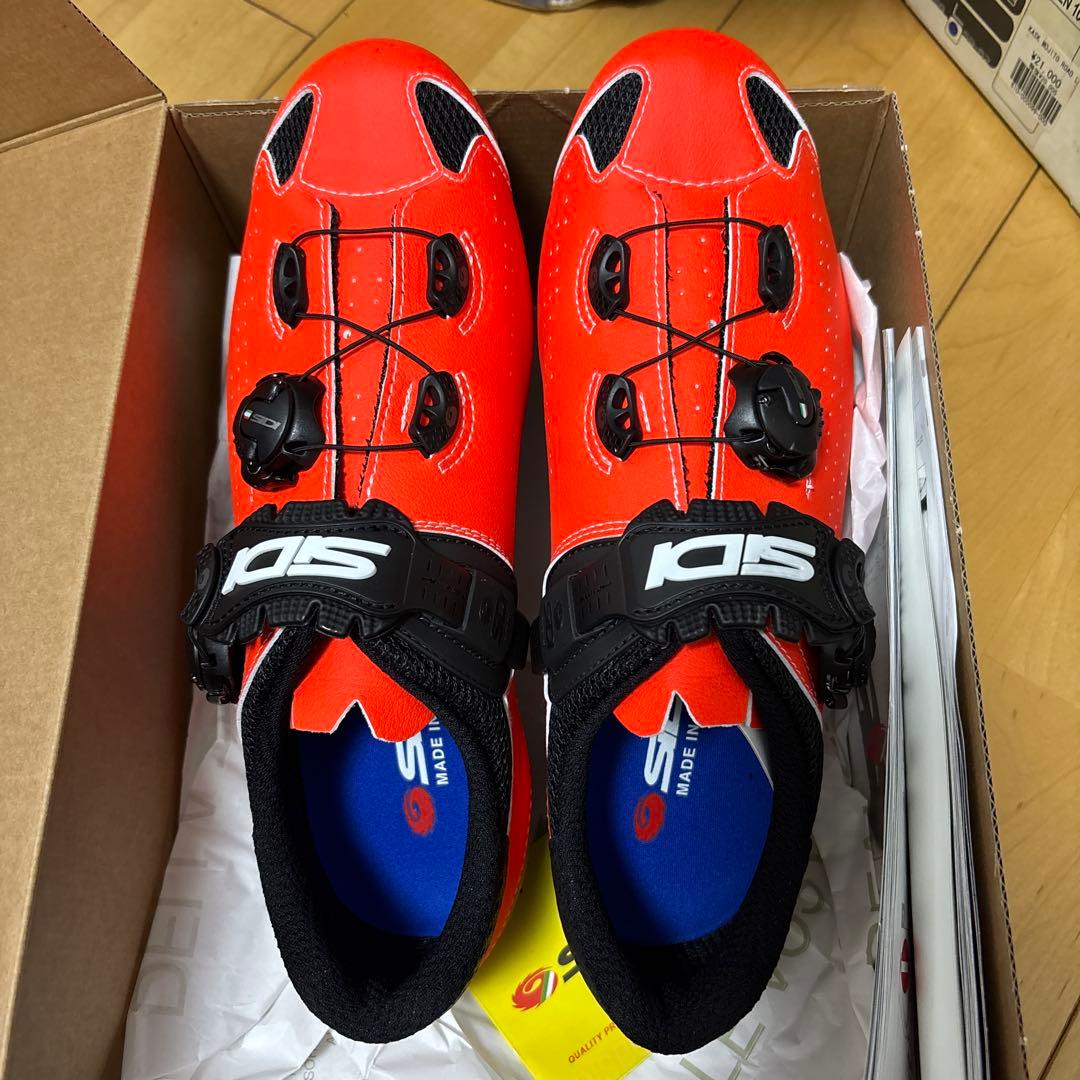 SiDi シューズ　ほぼ新品