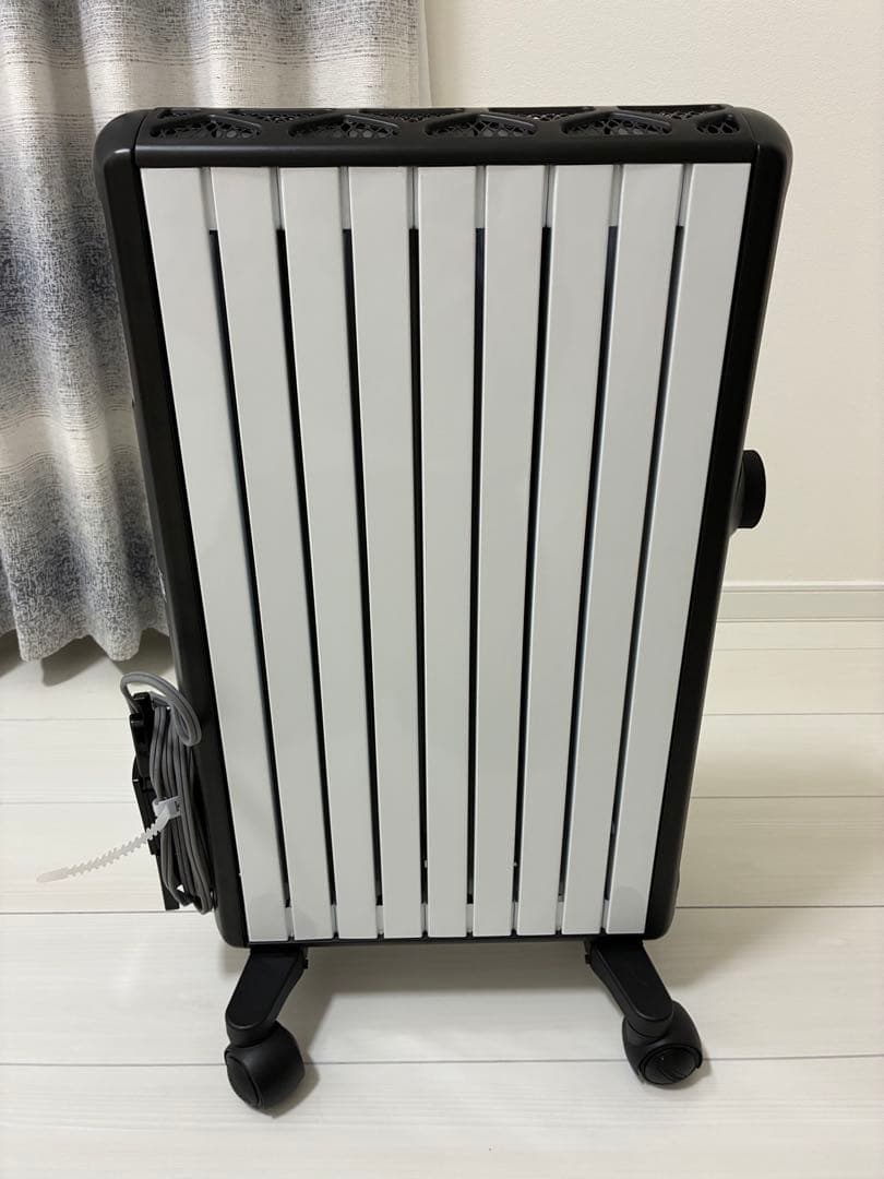 【美品】デロンギ　マルチダイナミックオイルヒーター