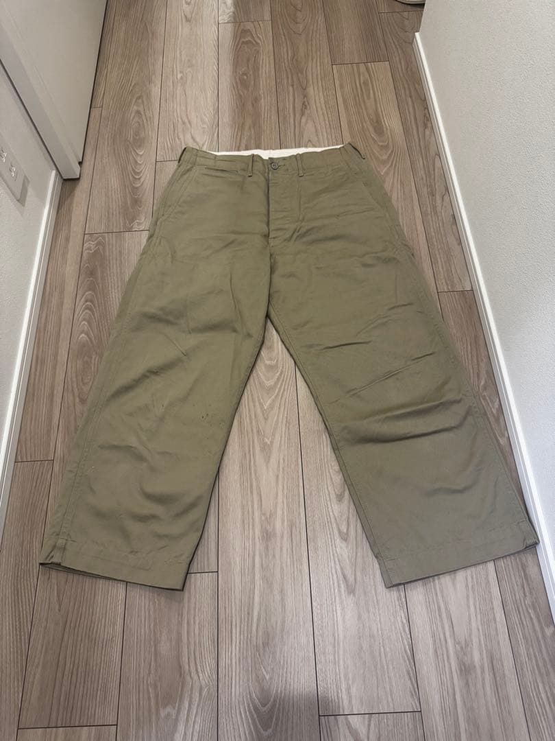 バズリクソンズ　チノ　w32 股下65センチ