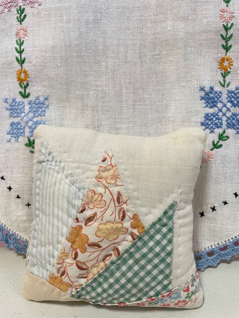 ラシュトン＊ベアー＊アンティークキルトのミニクッション