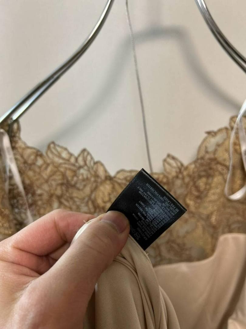 tadashi shoji ベージュレースタイトワンピース