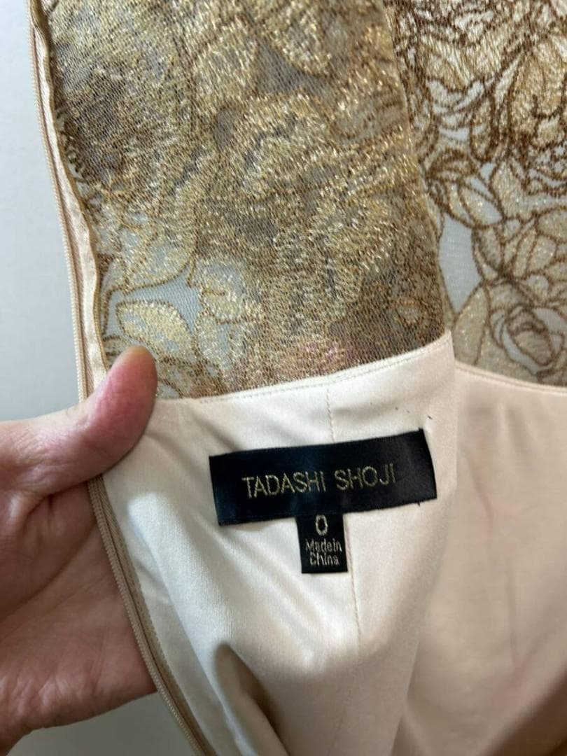 tadashi shoji ベージュレースタイトワンピース