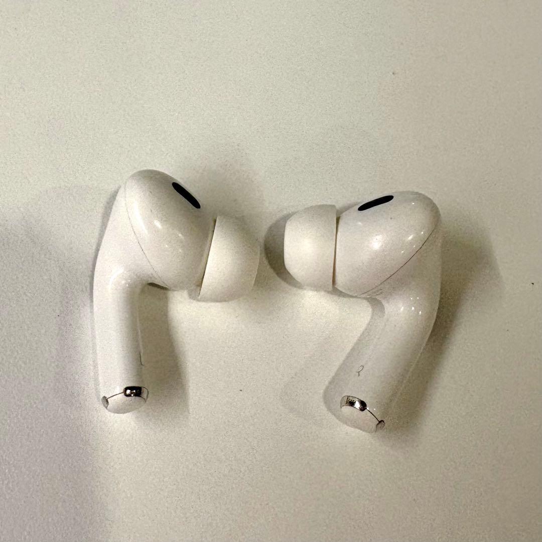 AirPods Pro （第2世代）充電ケース付き ホワイト