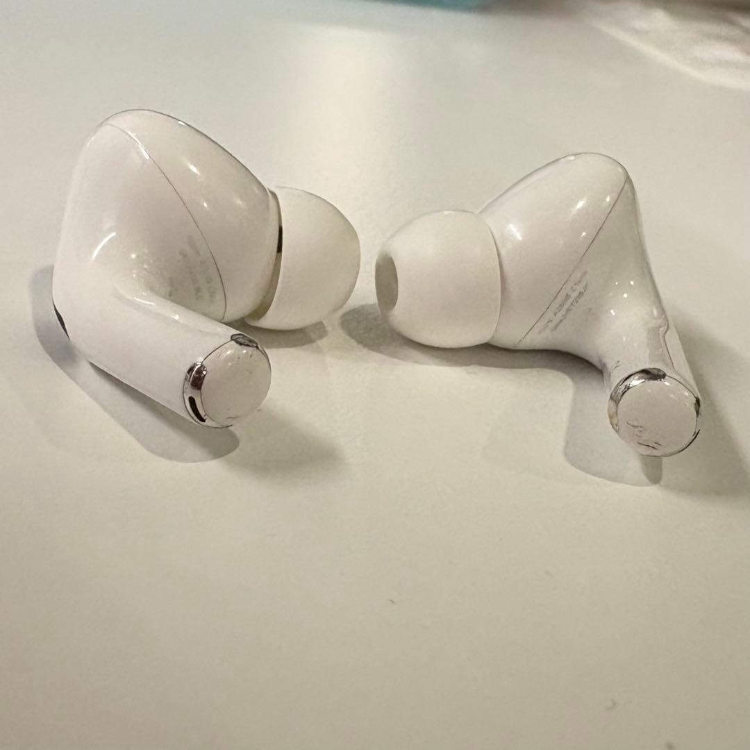 AirPods Pro （第2世代）充電ケース付き ホワイト