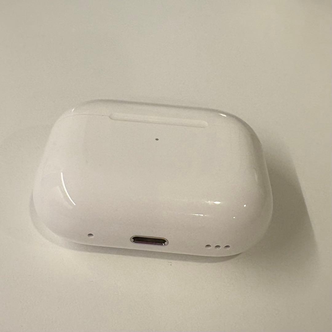 AirPods Pro （第2世代）充電ケース付き ホワイト