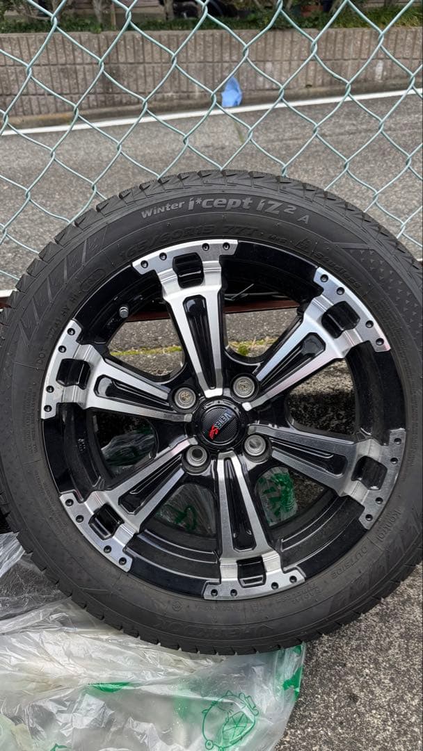 15インチ スタッドレスタイヤホイールセット