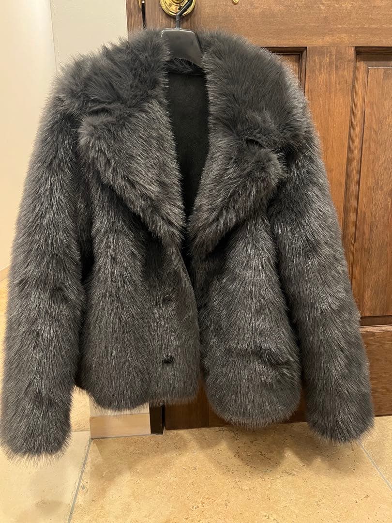 ZARA リバーシブル　ショートフェイクファーコート　S 新品