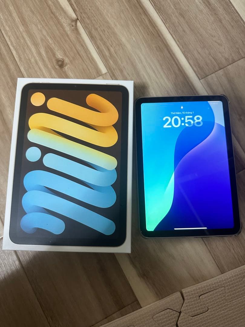 Apple iPad mini（第６世代） スターライト　256GB