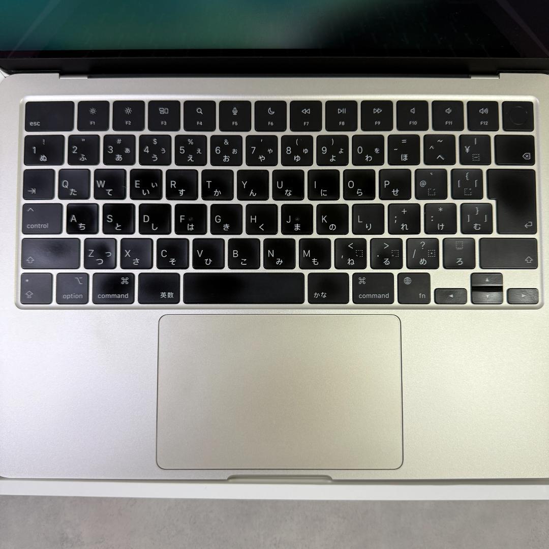 【美品】MacBookAir 13in M2 256GB AppleCare付