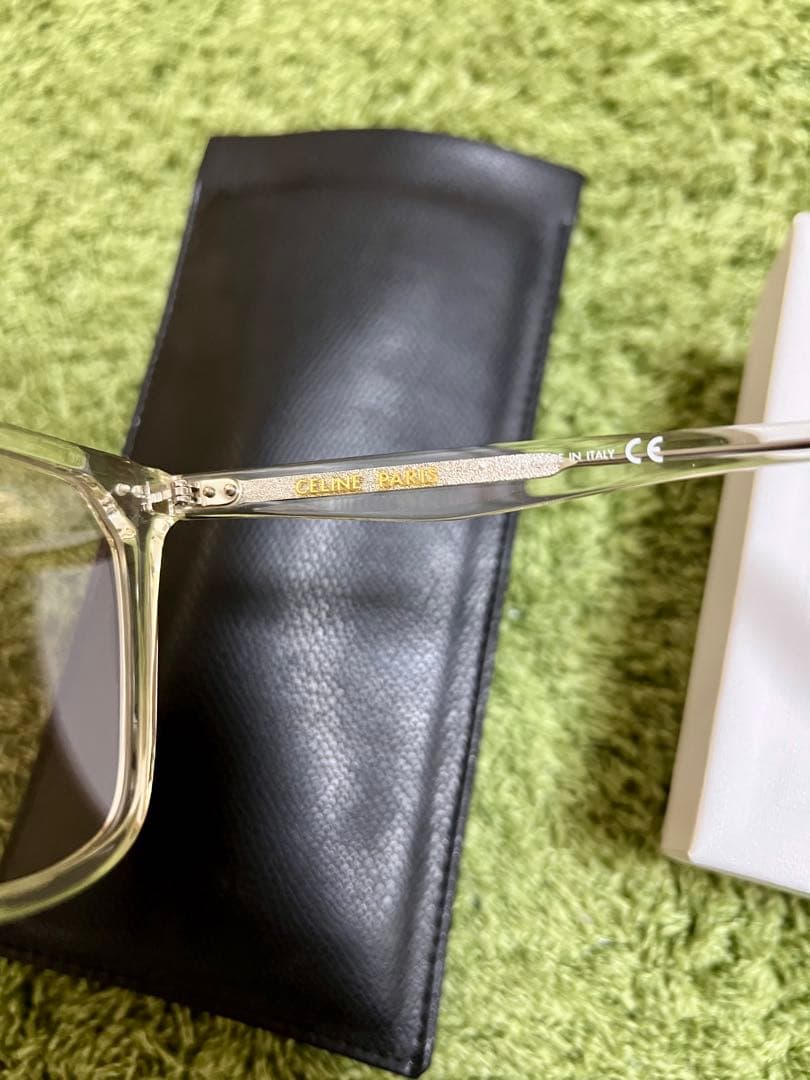 セリーヌ　サングラス　クリアフレーム