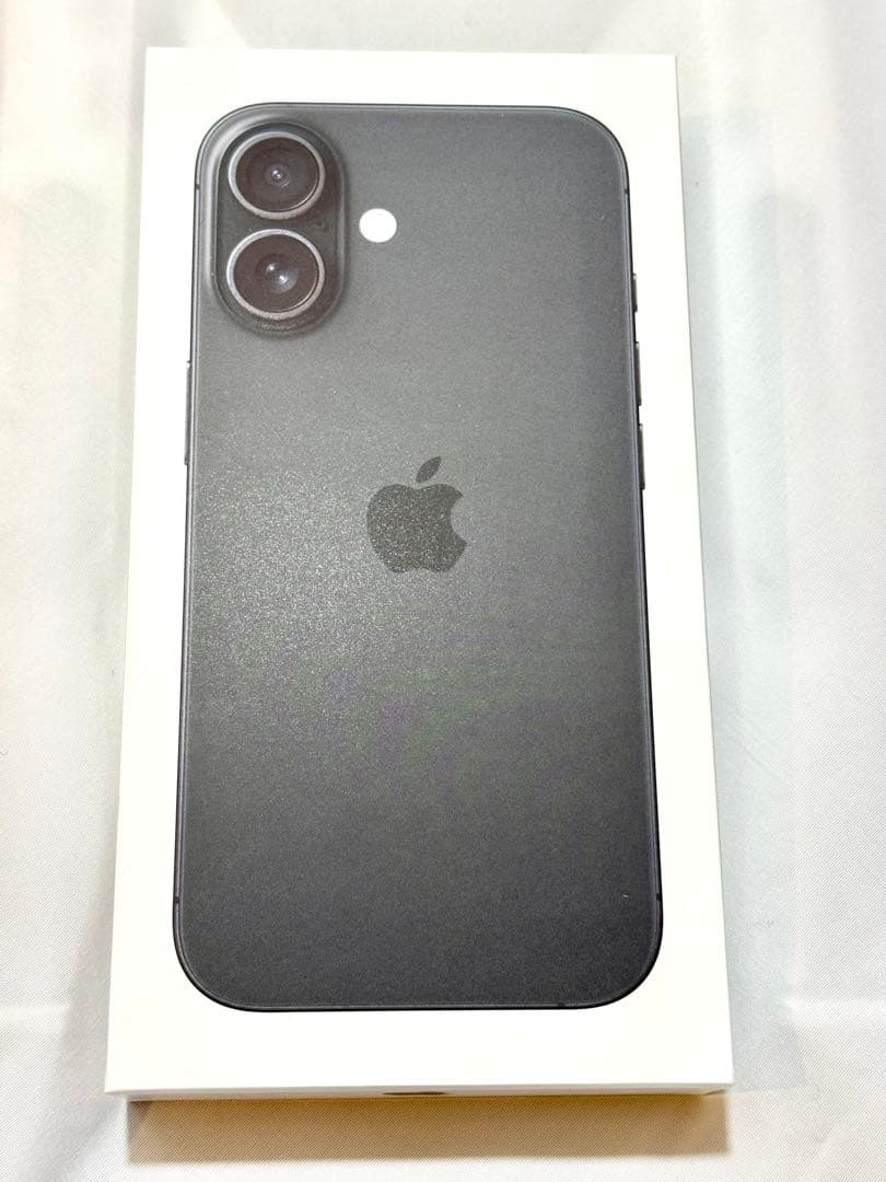 【美品】Apple iPhone 15 ブラック　本体