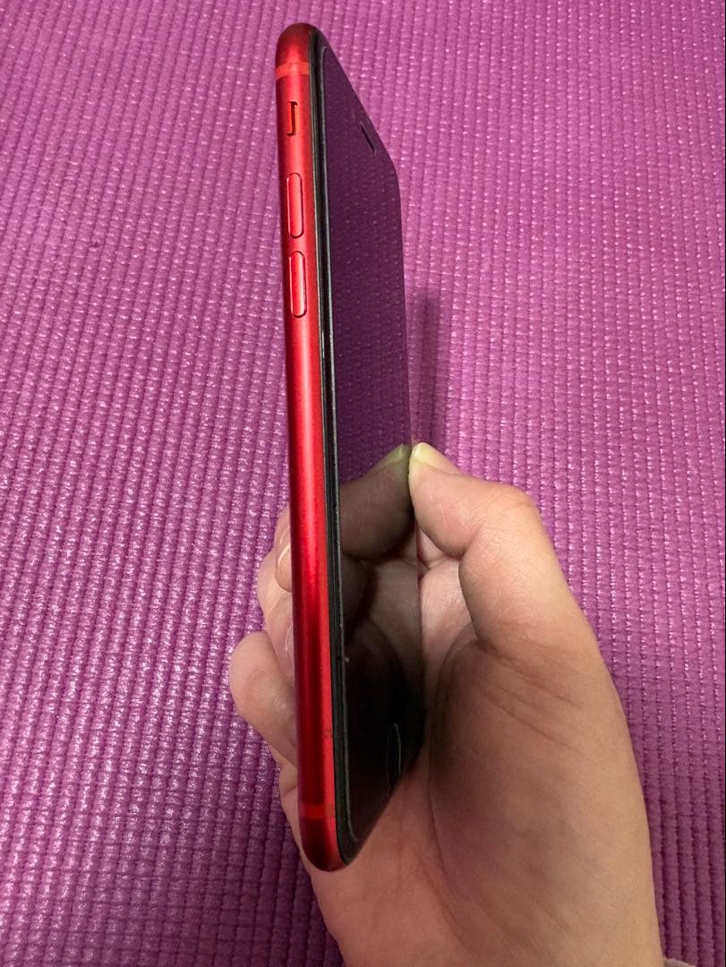 iPhone8赤 黒 本体 2台セット