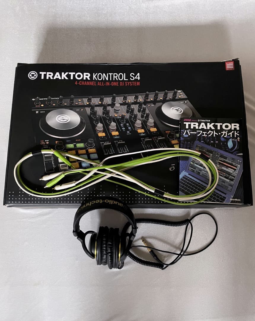 TRAKTOR KONTROL S4 MK2 4チャンネル ほぼ未使用 オマケ付