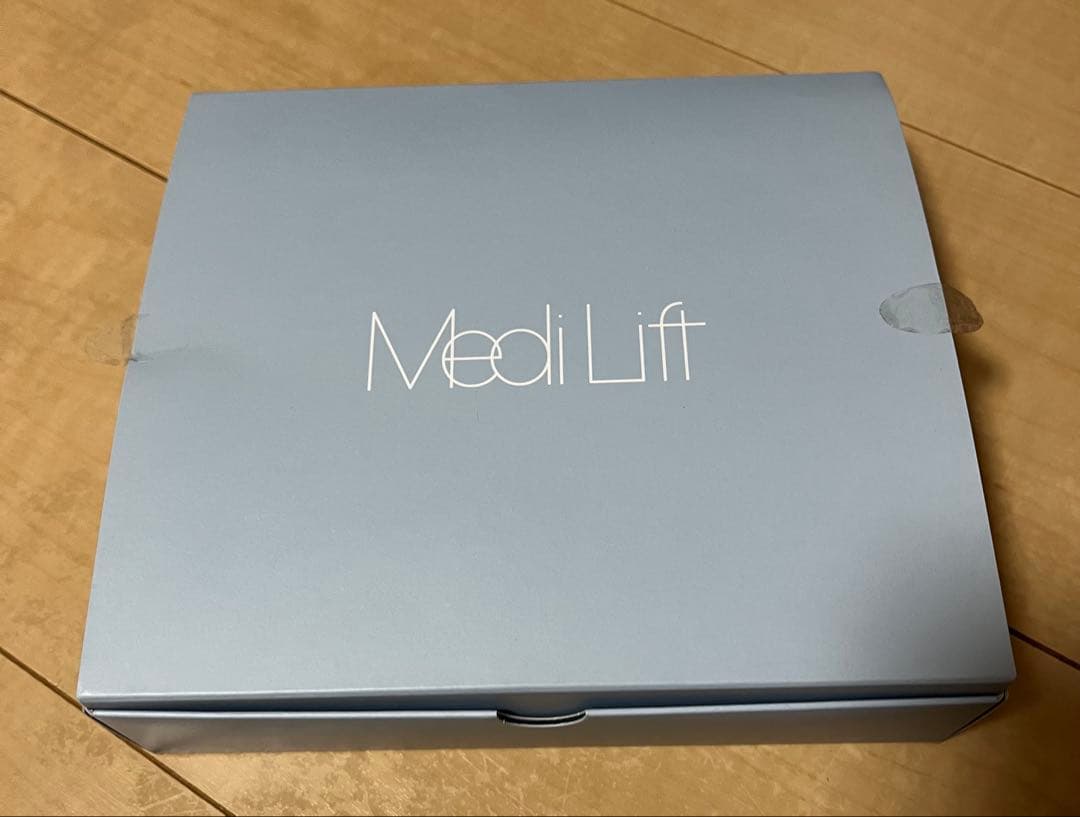 美品！箱、説明書付きYAMAN 美顔器 メディリフトプラスEPM-18BB