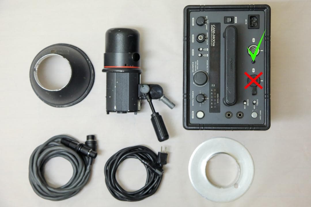 Comet コメットストロボ Capa-2400Bi +CA-32Hヘッド 1灯