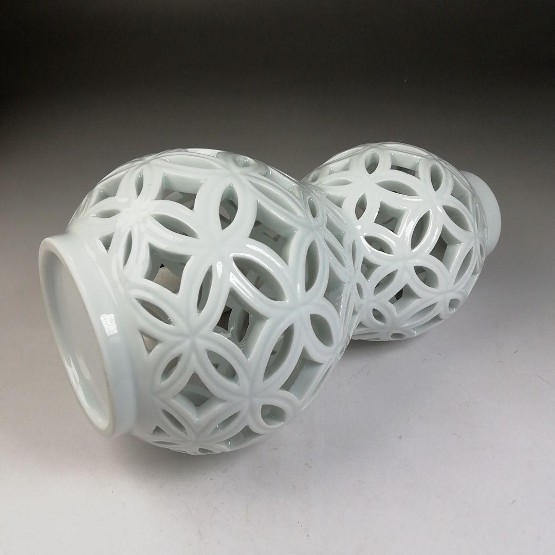 Ｔ９８８　杓立　『平戸白磁　七宝透』『瓢型　杓立』『横石嘉助 造』　共箱　茶道具