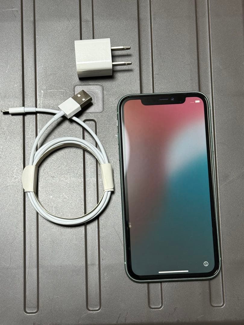 Apple iPhone 11 ミントグリーン 本体 美品