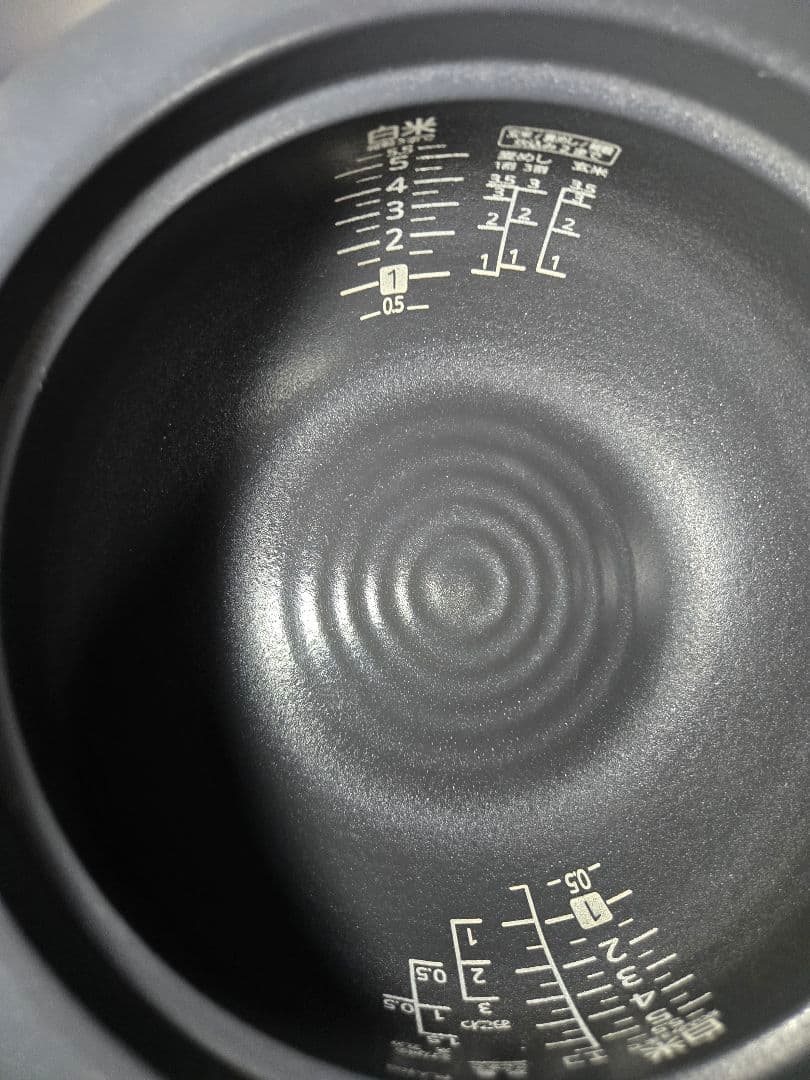 超美品　タイガー土鍋可変圧力IH炊飯器 ご泡火炊き 液晶タッチパネル