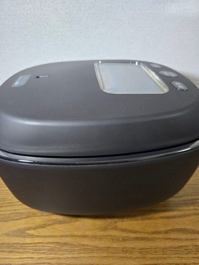 超美品　タイガー土鍋可変圧力IH炊飯器 ご泡火炊き 液晶タッチパネル