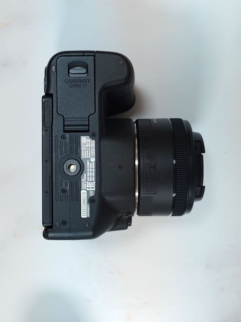 Canon EOS kiss x9 ダブルズームキット 値下げ不可