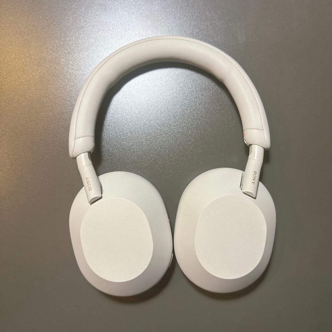 【当日発送】SONY WH-1000XM5 ソニー ヘッドホン プラチナシルバー
