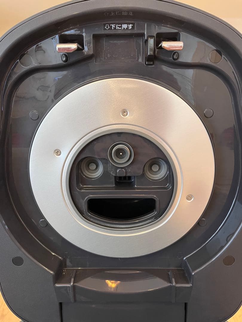 象印 炎舞炊き 圧力IH炊飯ジャー 1升 NW-NA18-BZ 2024年製