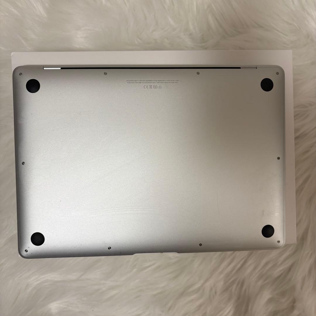 MacBookAir 13inch 8GB / 256GB 値下げ交渉可