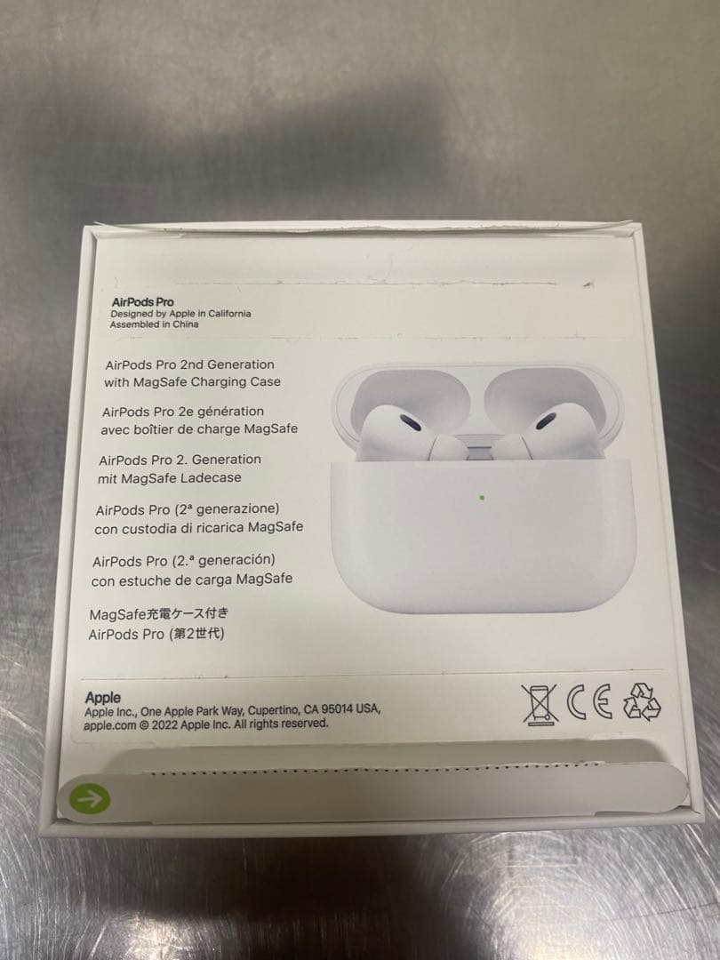 さ*ぶ様 AirPods Pro 第2世代 MQD83J/A Apple 箱・付
