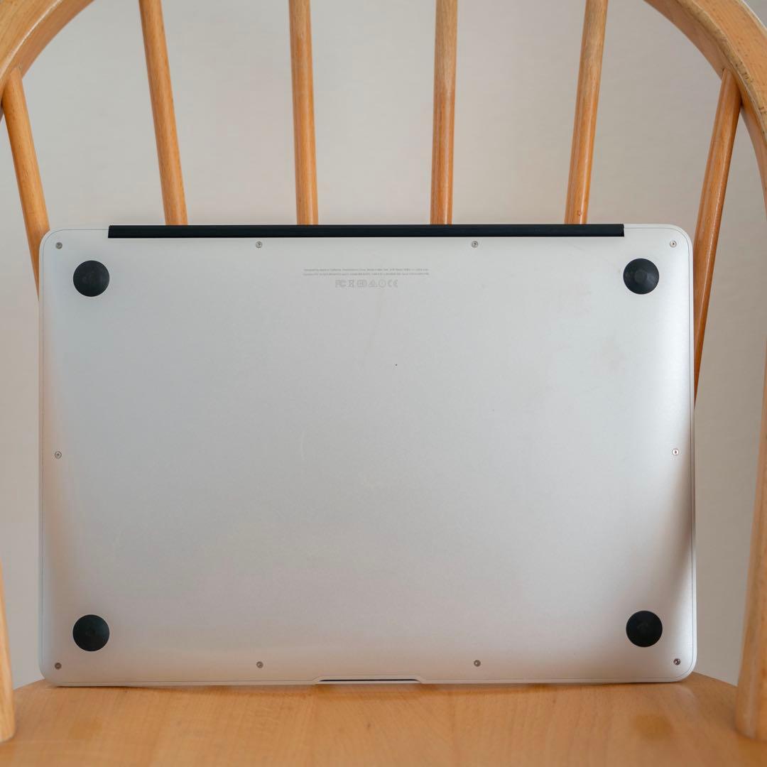 MacBook Air 13インチ　2017本体 動作確認済み　ジャンク扱い